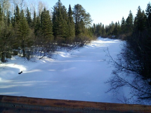 Devil Track Lake area river with no tracks